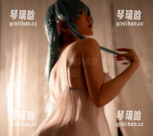美图+Tiny Asa的私拍玛奇玛，难道萌化了我的心？！